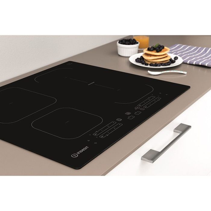 Table induction INDESIT IB 65B60 NE Electro Dépôt