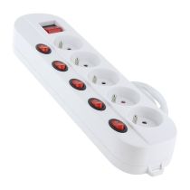 Multiprise CHACON x5 1,5m + 6 inter