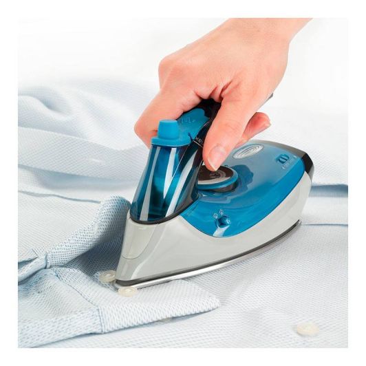 Fer à repasser de voyage BLACK ET DECKER BXIR1000E